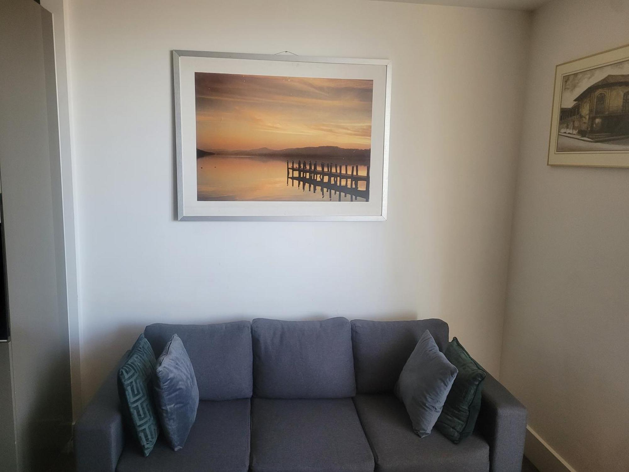 2 Bedroom 2 Bath 1 Ensuite In Roya Asenal Beautiful Views & Parking Лондон Экстерьер фото